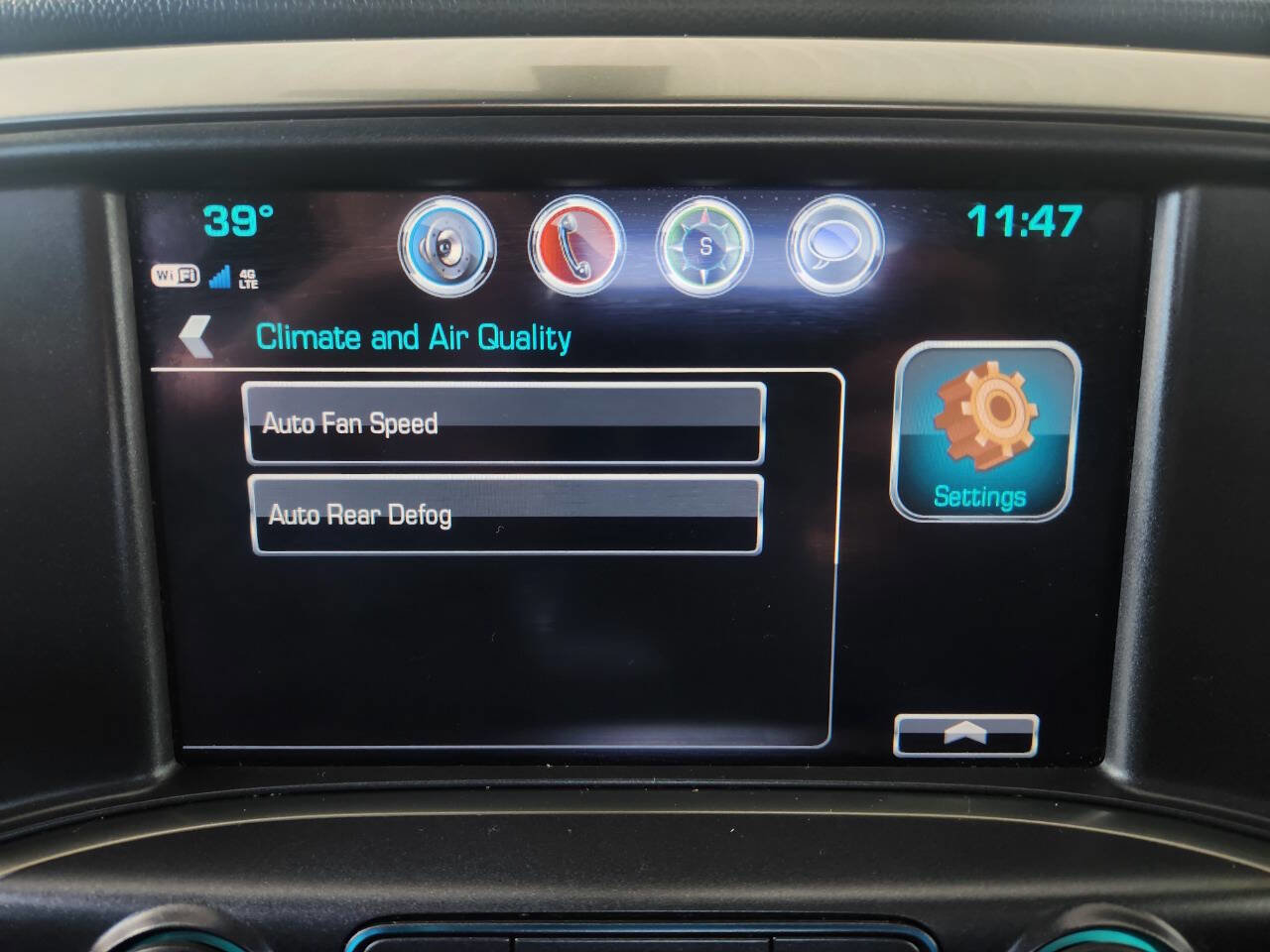 Used 2018 GMC Acadia SLE w/ LPO, Floor Liner Package image 41