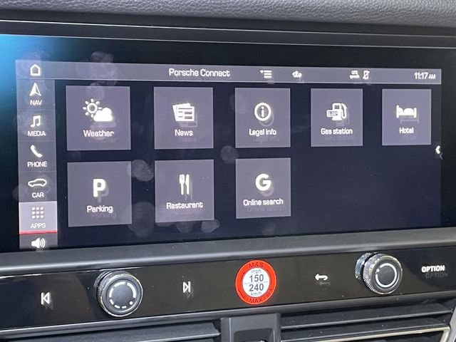 Certified 2026 Porsche Macan S AWD/4WD image 32