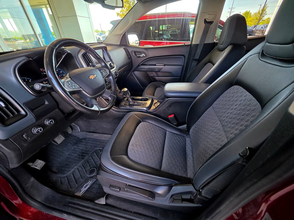 Used 2020 Chevrolet Colorado Z71 AWD/4WD image 18