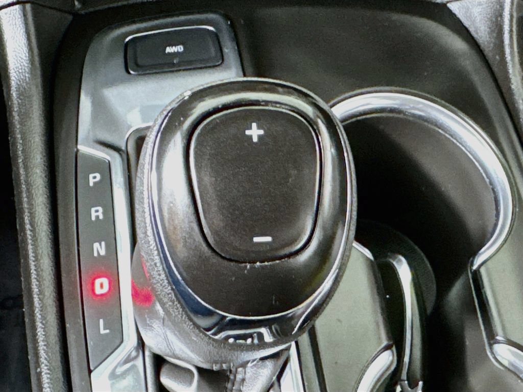 Used 2019 Chevrolet Equinox LS AWD/4WD image 17