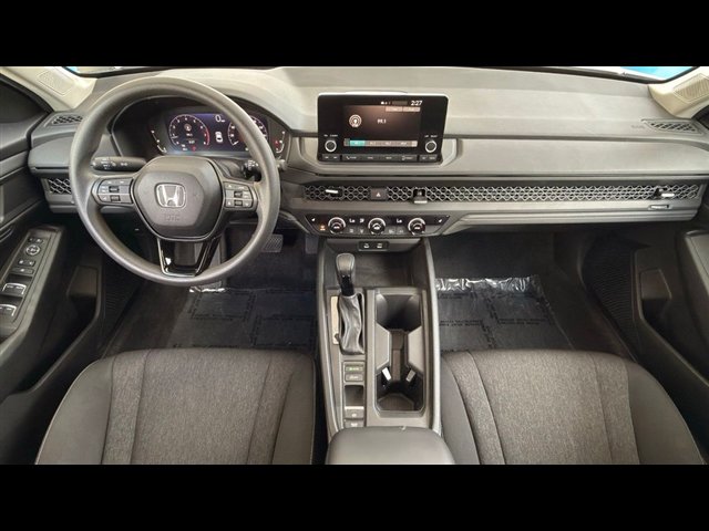 Certified 2023 Honda Accord EX image 20