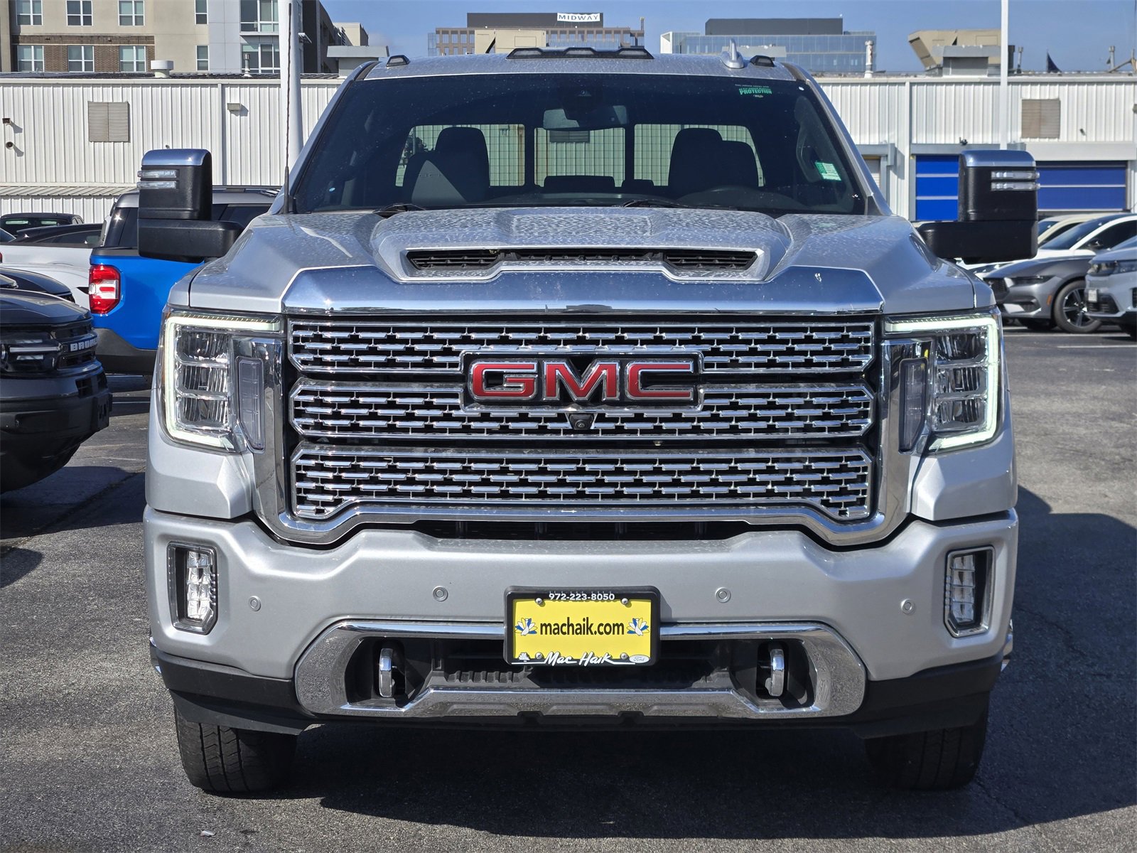 Used 2022 GMC Sierra 3500 Denali image 2