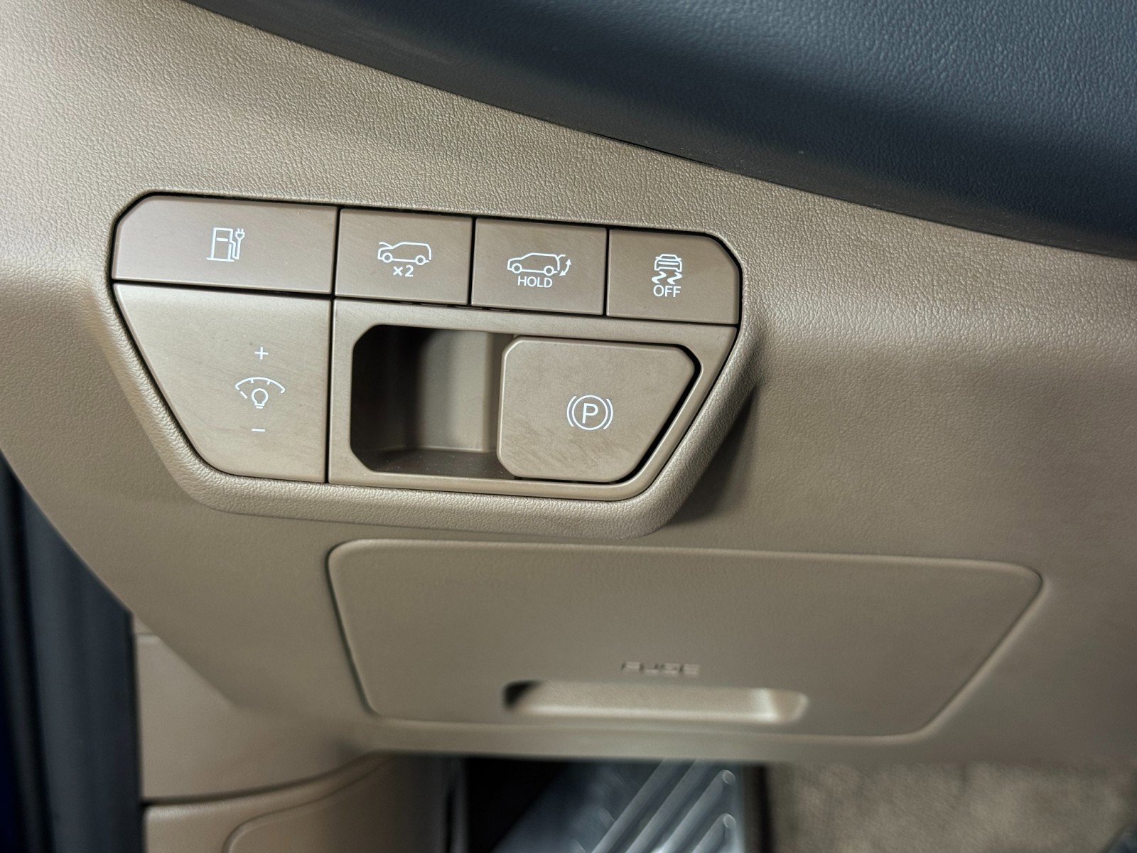 Used 2024 Kia EV9 GT-Line image 17