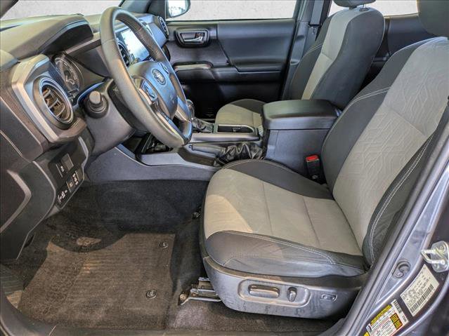 Used 2021 Toyota Tacoma TRD Off-Road image 17