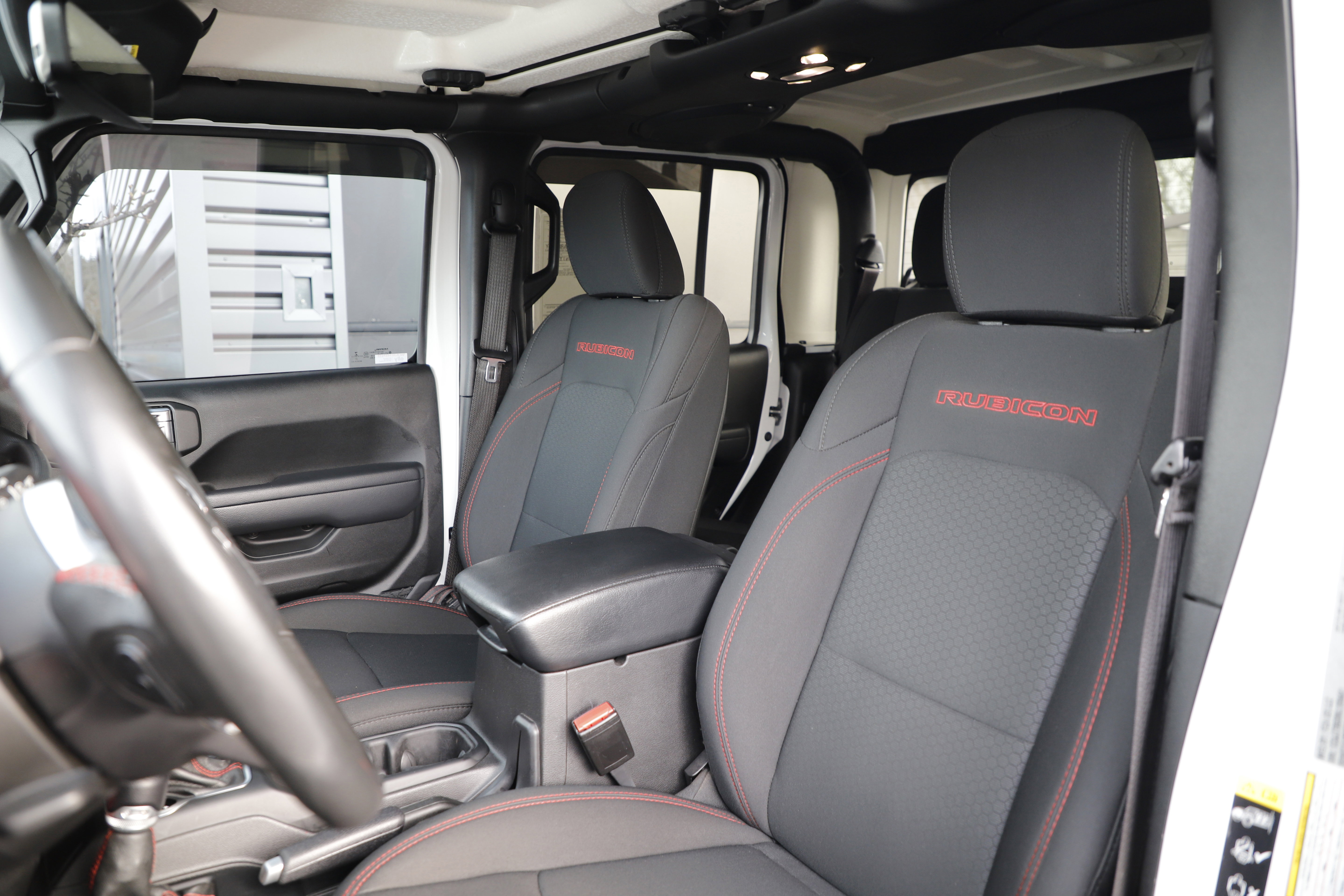 Used 2022 Jeep Gladiator Rubicon w/ Cold Weather Group image 16