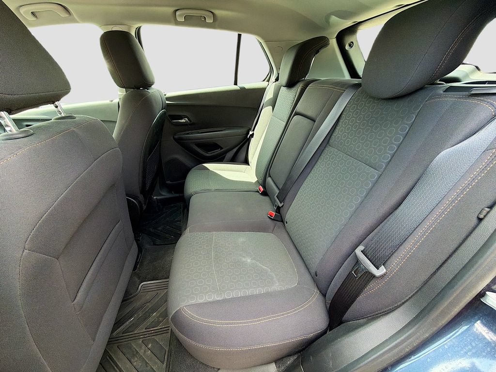 Used 2019 Chevrolet Trax LS w/ LPO, Protection Package AWD/4WD image 13