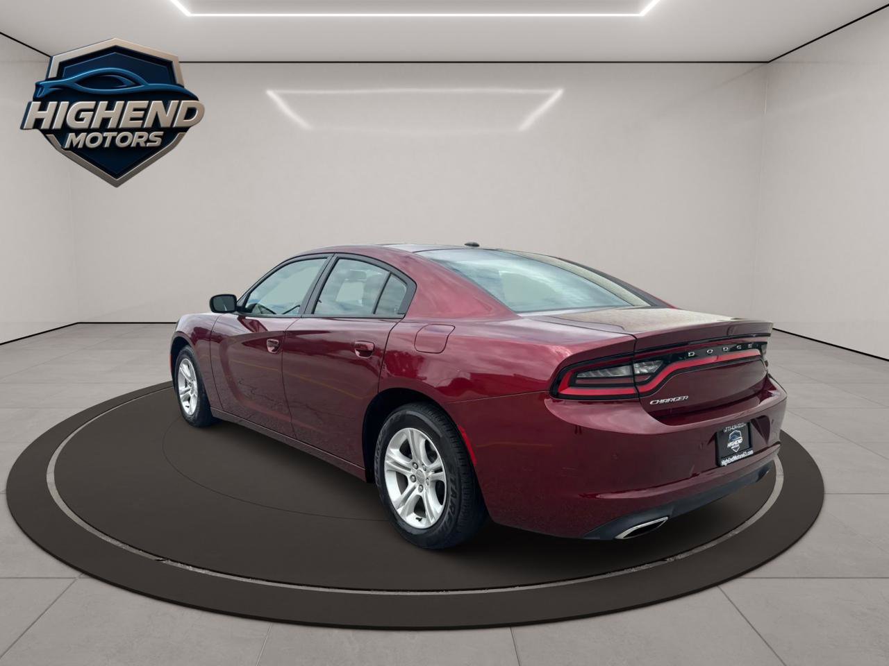 Used 2020 Dodge Charger SXT w/ Leather Interior Group RWD image 4