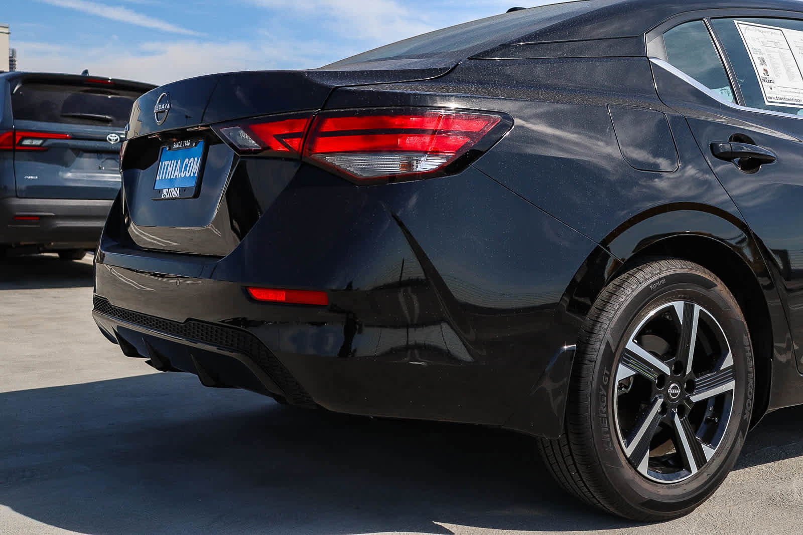 Used 2025 Nissan Sentra SV w/ All-Weather Package image 9