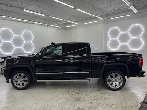 Used 2018 GMC Sierra 1500 Denali w/ Denali Ultimate Package image 2