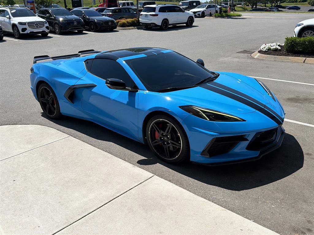 Used 2021 Chevrolet Corvette Stingray Premium Cpe w/ Z51 Performance Package RWD image 1
