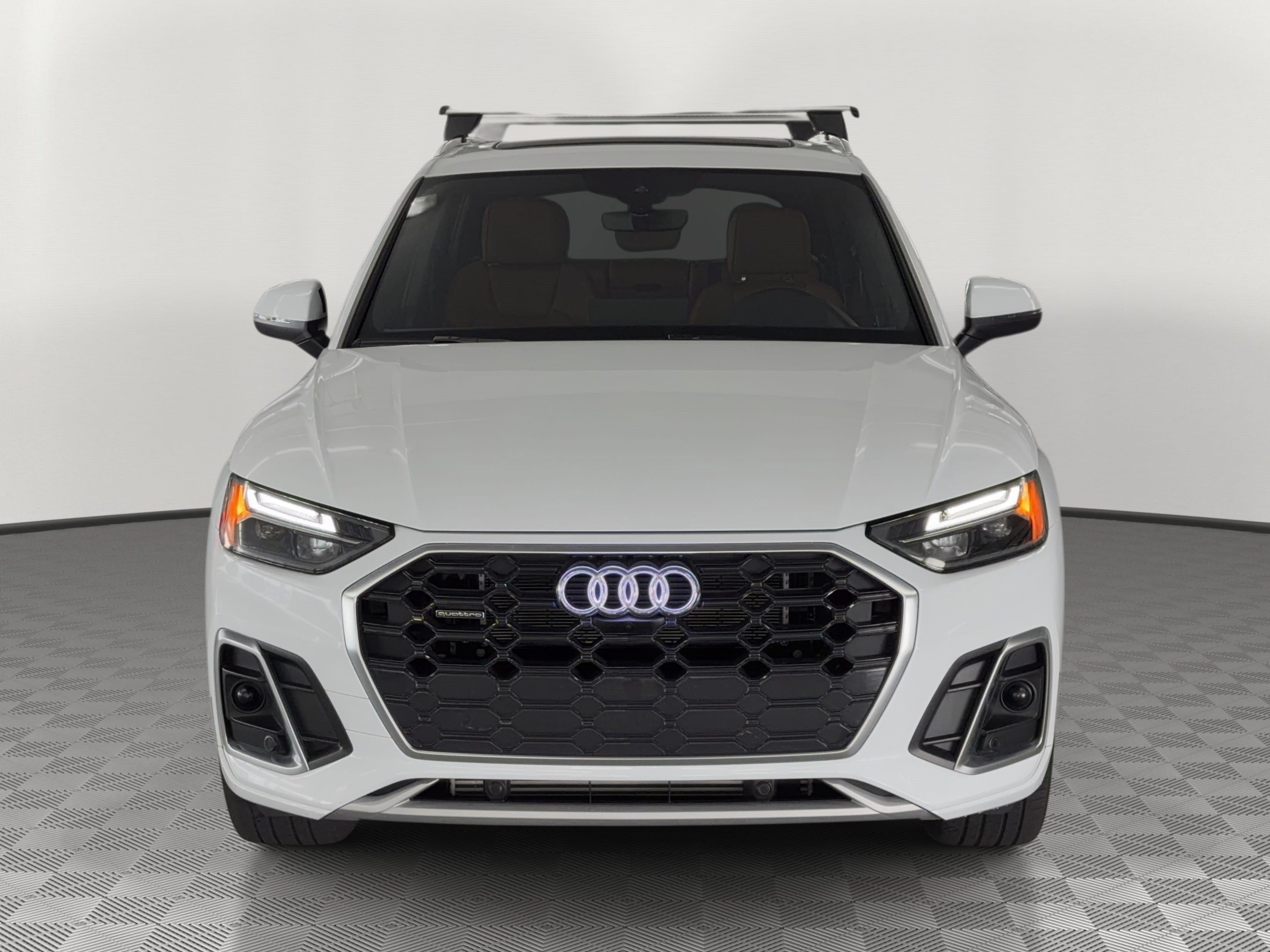 Certified 2023 Audi Q5 e Premium Plus w/ Premium Plus Package AWD/4WD image 6