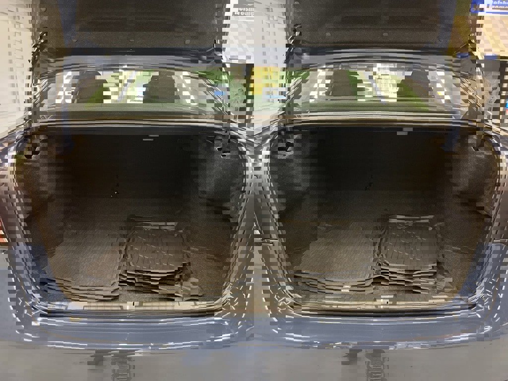 Certified 2025 Subaru Legacy image 31