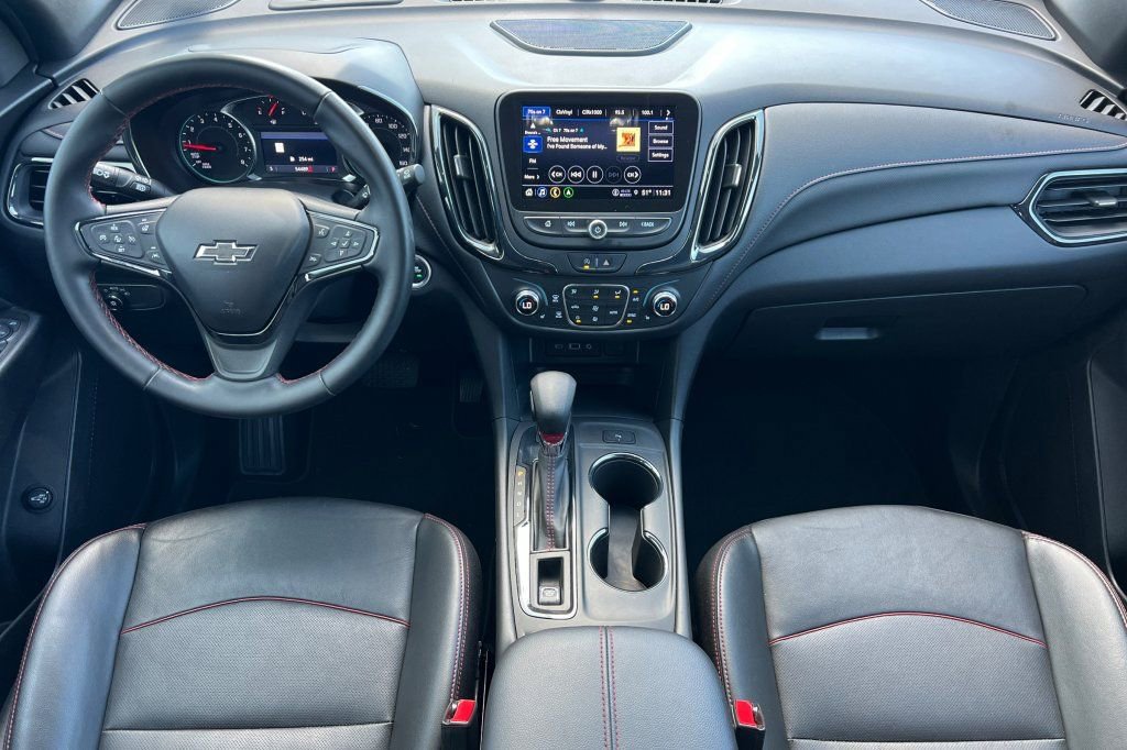 Used 2023 Chevrolet Equinox RS w/ RS Leather Package AWD/4WD image 10