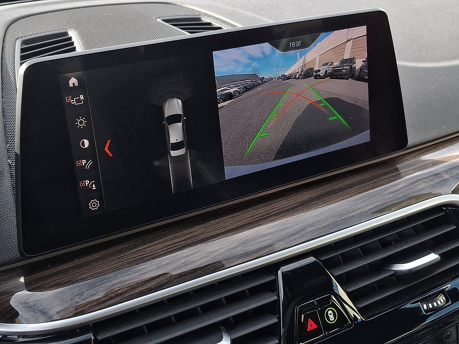 Used 2019 BMW 530i xDrive w/ Convenience Package image 18