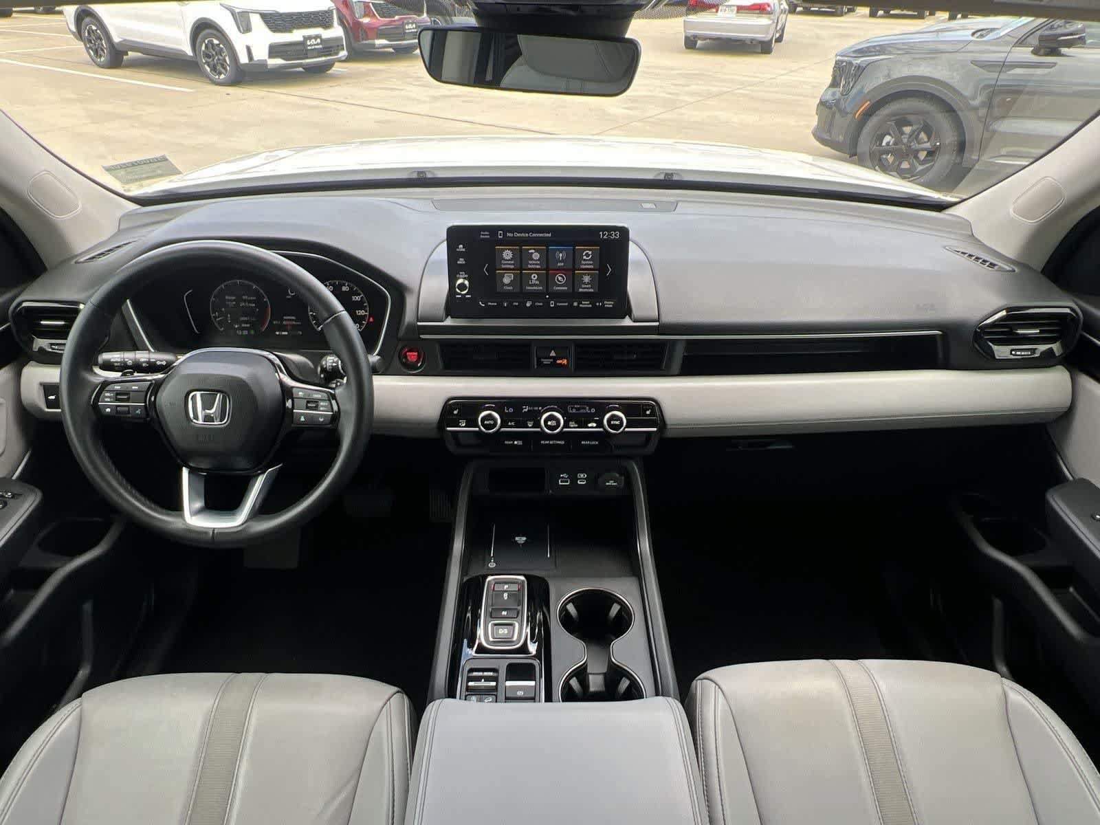 Used 2025 Honda Pilot EX-L image 19