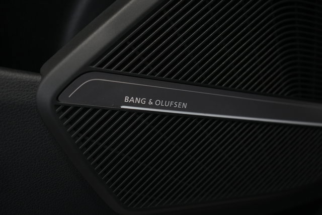 Used 2024 Audi Q5 e Premium Plus image 38