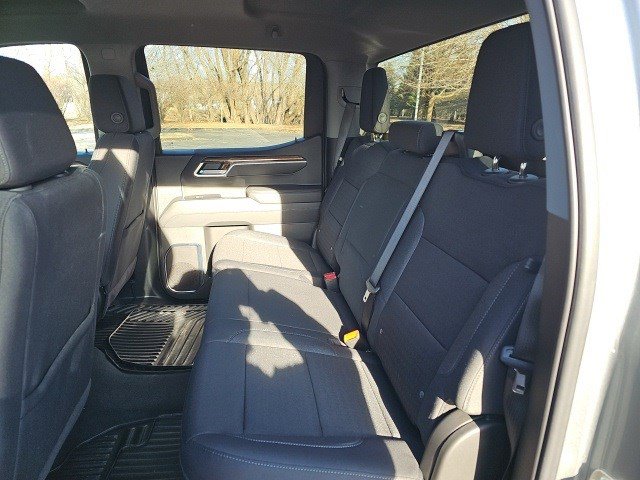 Used 2025 Chevrolet Silverado 1500 LT image 17