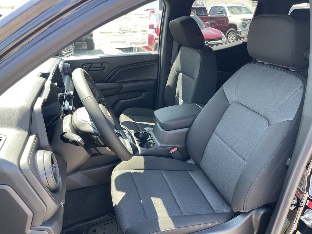 New 2026 Chevrolet Colorado W/T w/ WT Custom Package AWD/4WD image 11