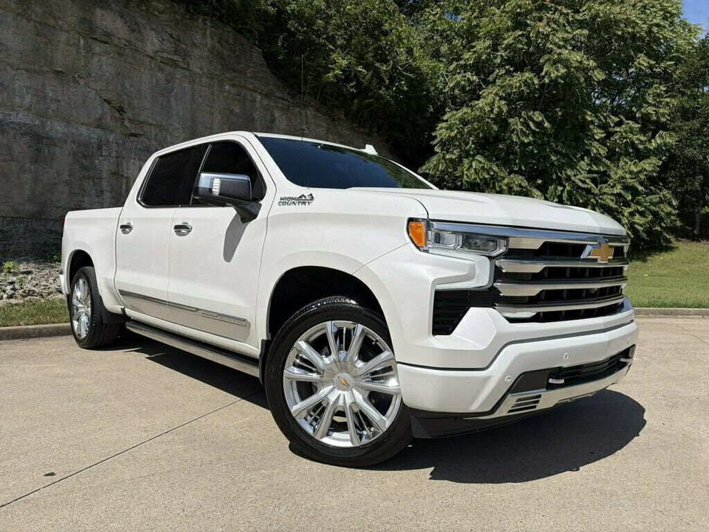 Used 2025 Chevrolet Silverado 1500 High Country w/ High Country Premium Package