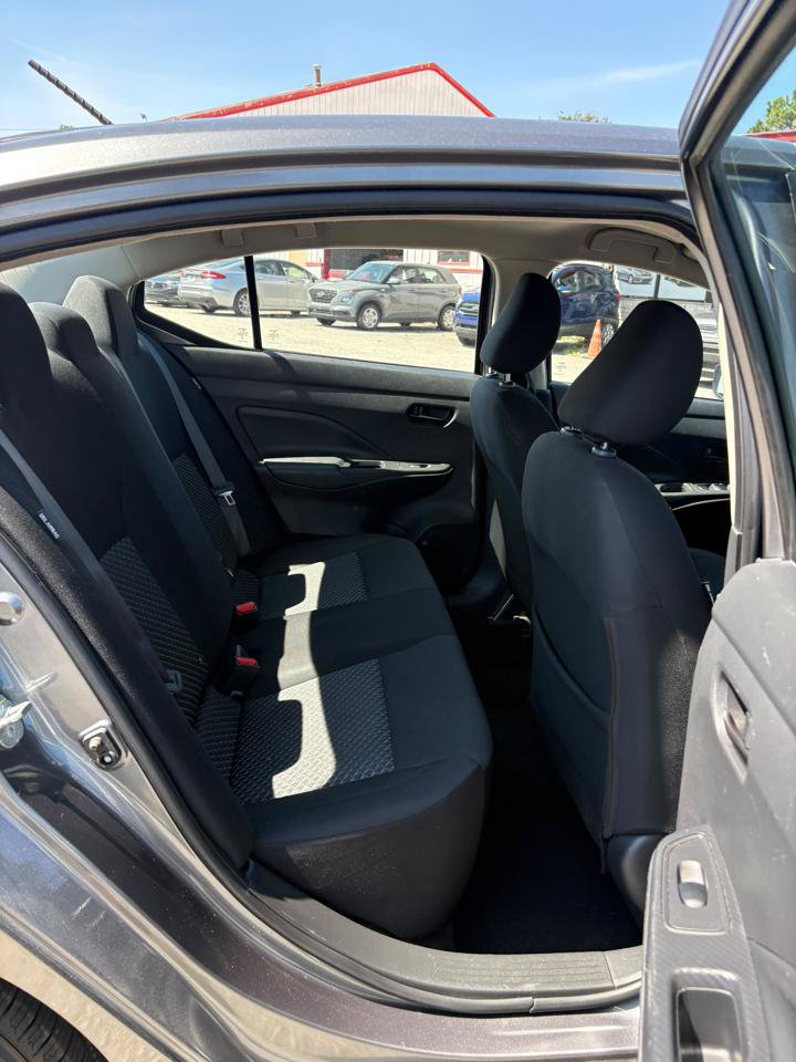 Used 2023 Nissan Versa S w/ Trunk Package FWD image 15