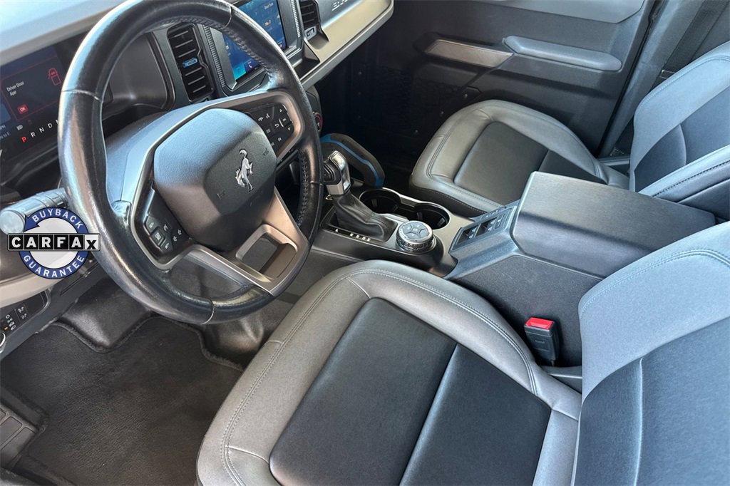 Used 2022 Ford Bronco Black Diamond image 4