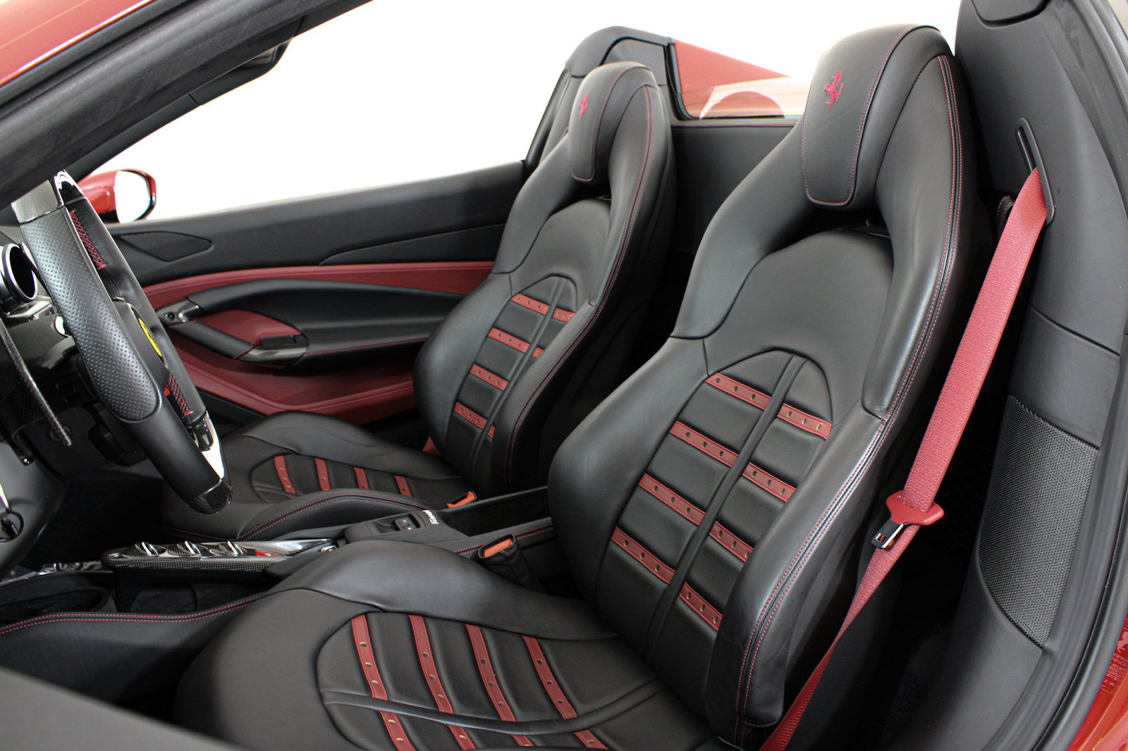 Certified 2023 Ferrari F8 Tributo RWD image 46