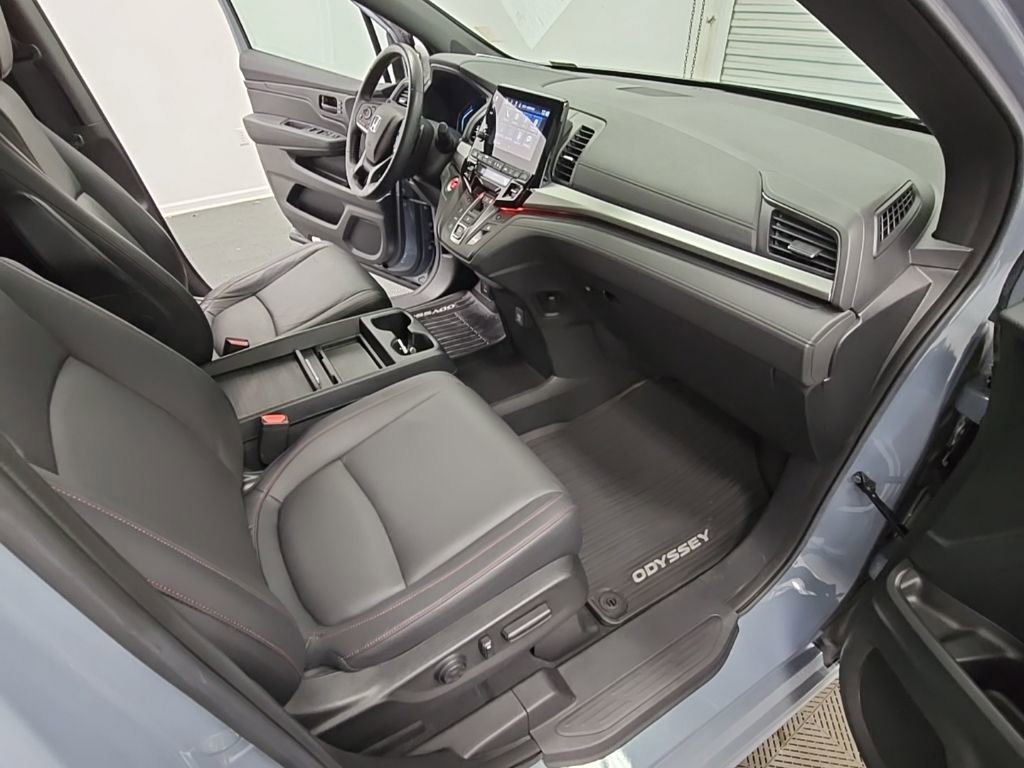 Used 2023 Honda Odyssey Sport image 35