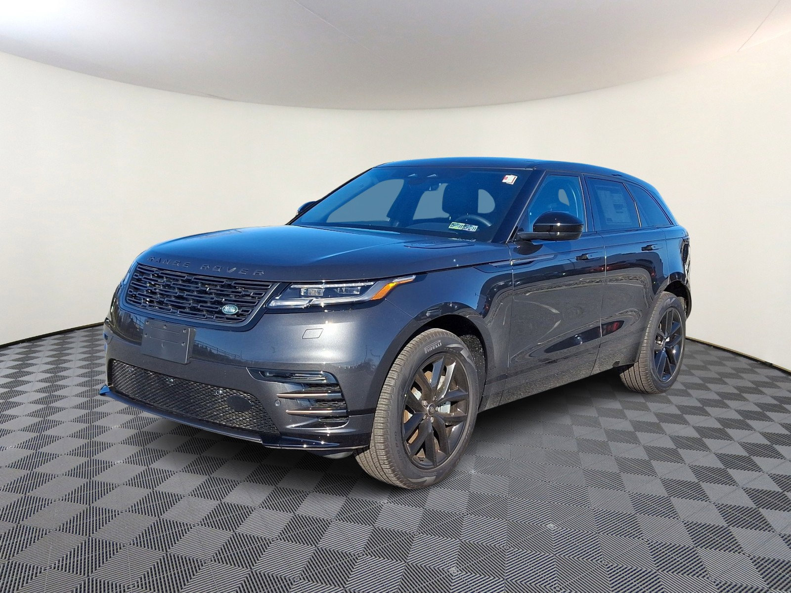 New 2025 Land Rover Range Rover Velar Dynamic SE