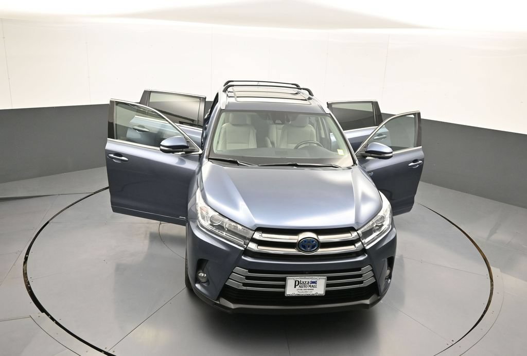 Used 2017 Toyota Highlander Limited Platinum w/ Carpet Mat Package AWD/4WD image 48