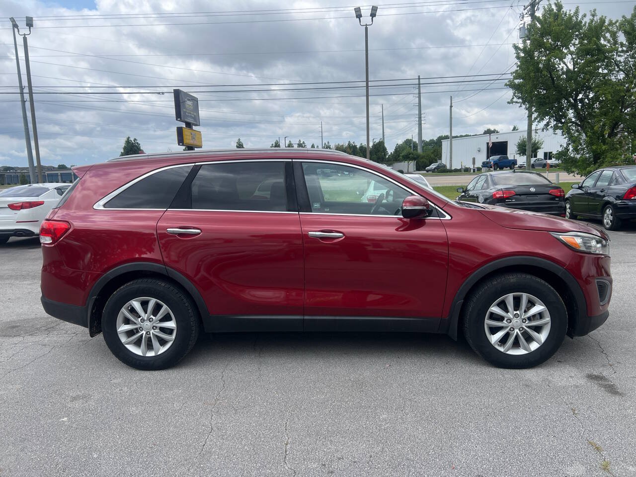 Used 2016 Kia Sorento FWD image 5
