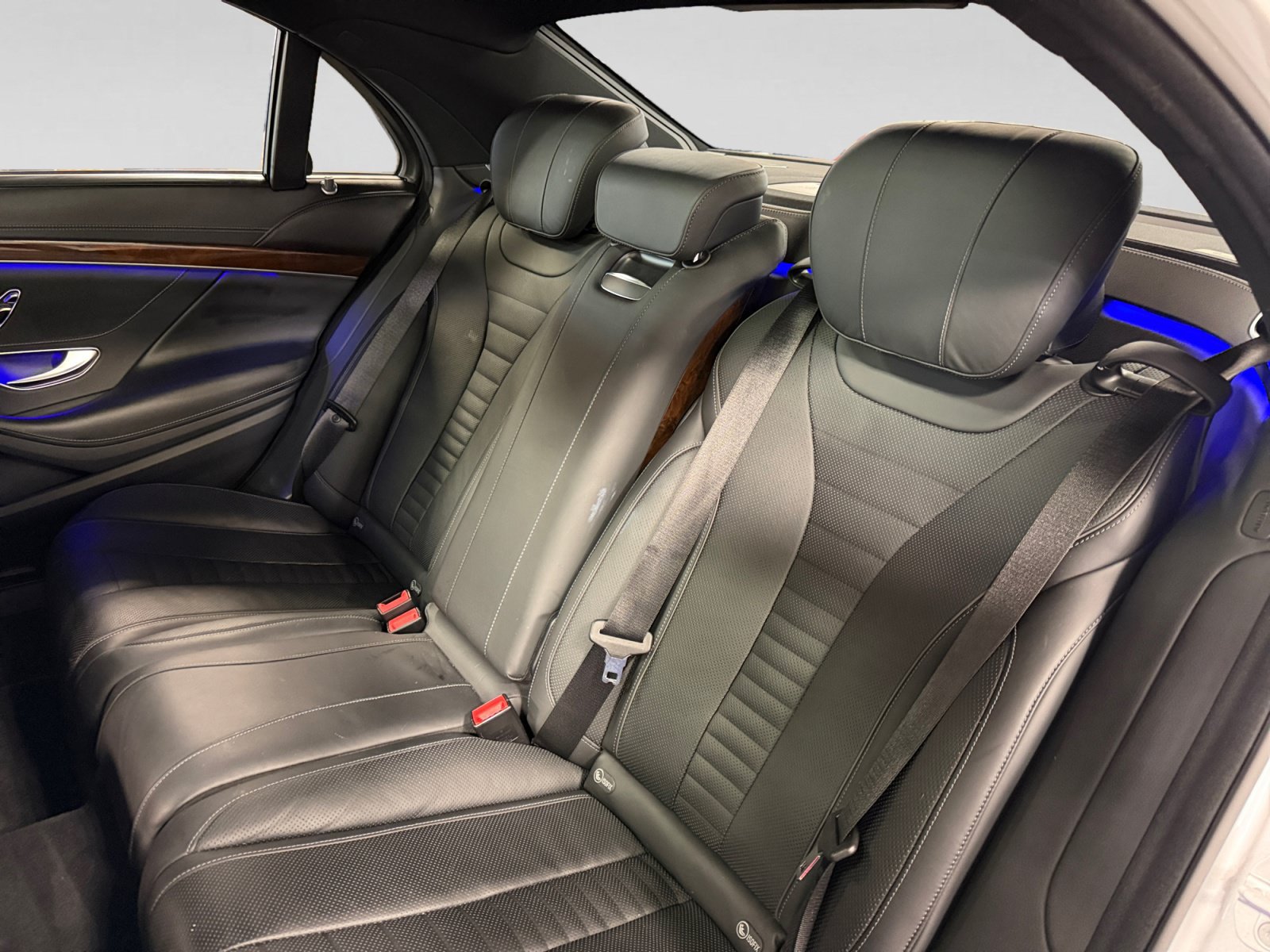Used 2016 Mercedes-Benz S 550 4MATIC Sedan image 20