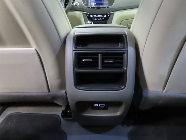 Certified 2023 Cadillac XT5 Premium Luxury w/ Technology Package FWD image 23