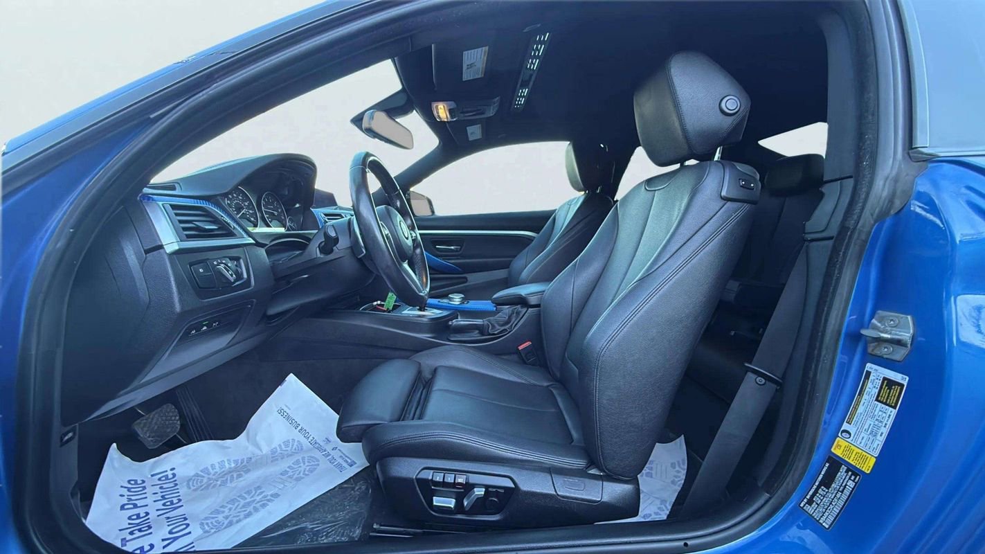 Used 2020 BMW 430i w/ M Sport Package image 11