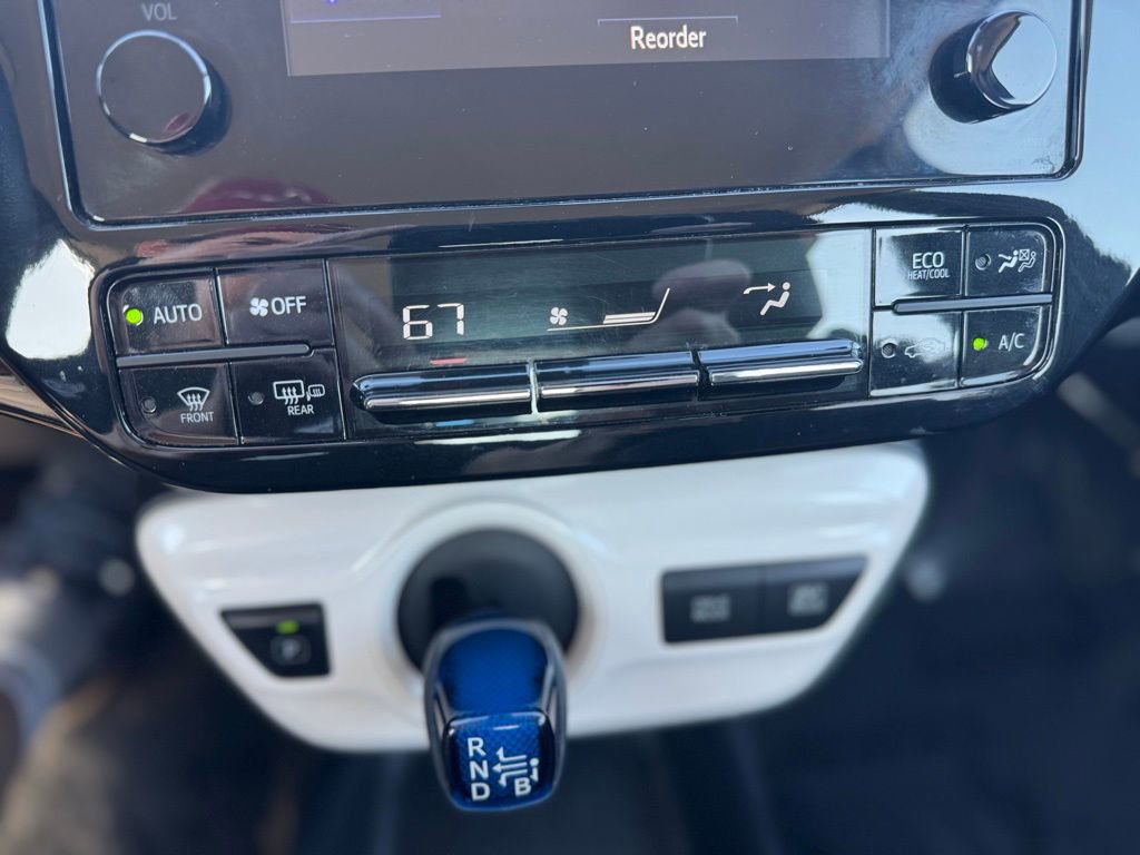 Used 2017 Toyota Prius One FWD image 10