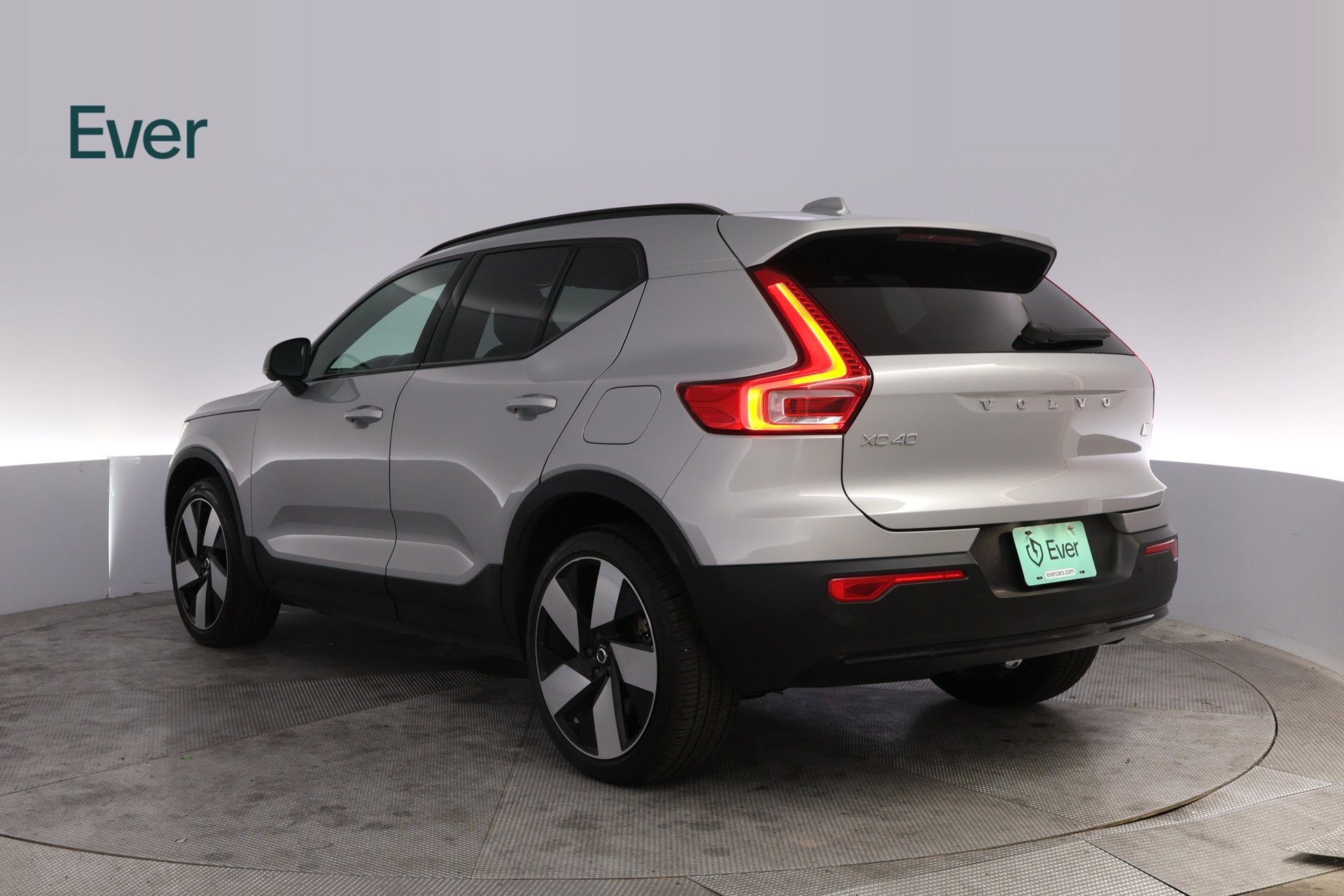 Used 2023 Volvo XC40 Recharge Ultimate AWD/4WD image 17