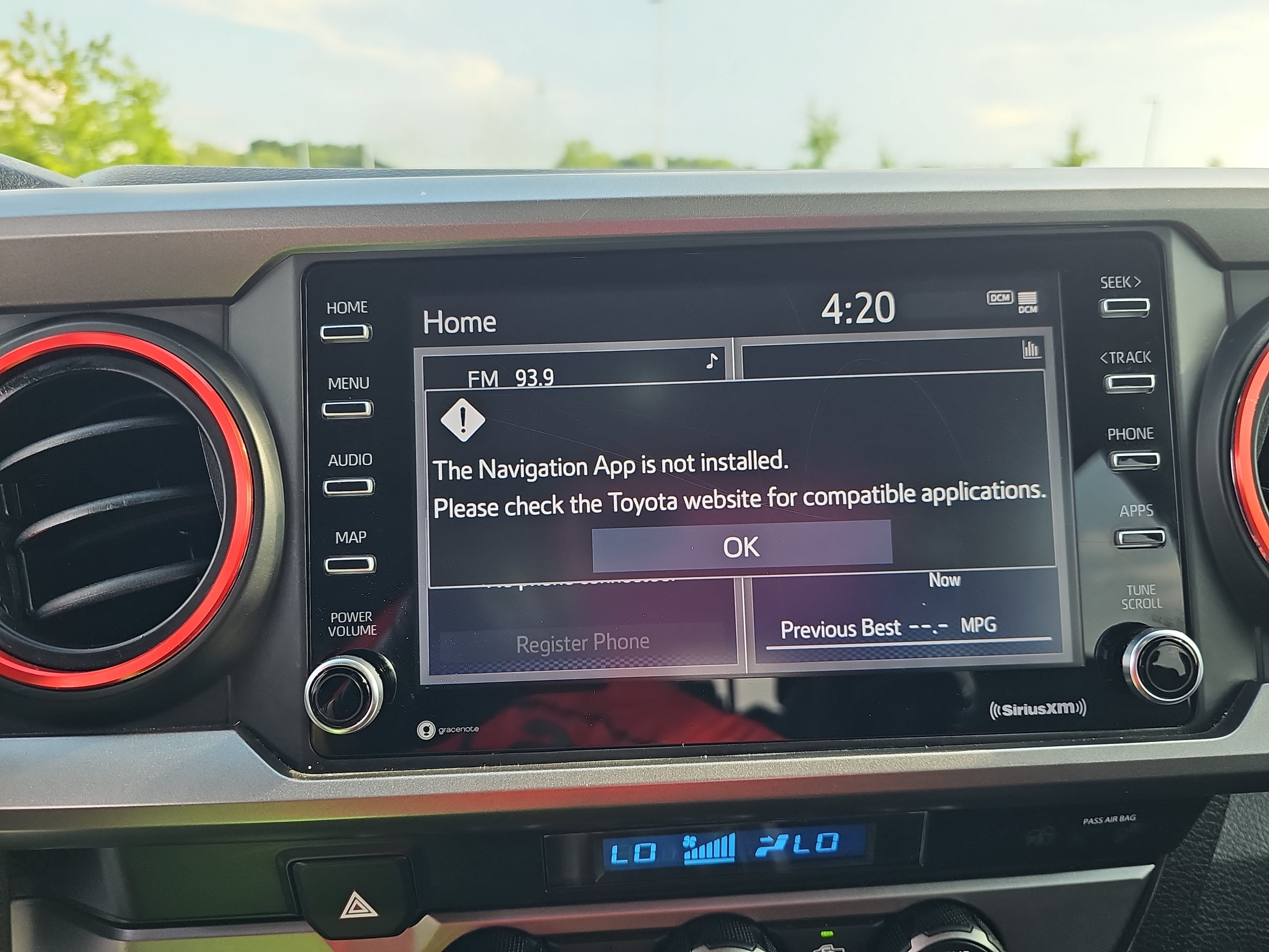 Used 2021 Toyota Tacoma SR5 RWD image 23