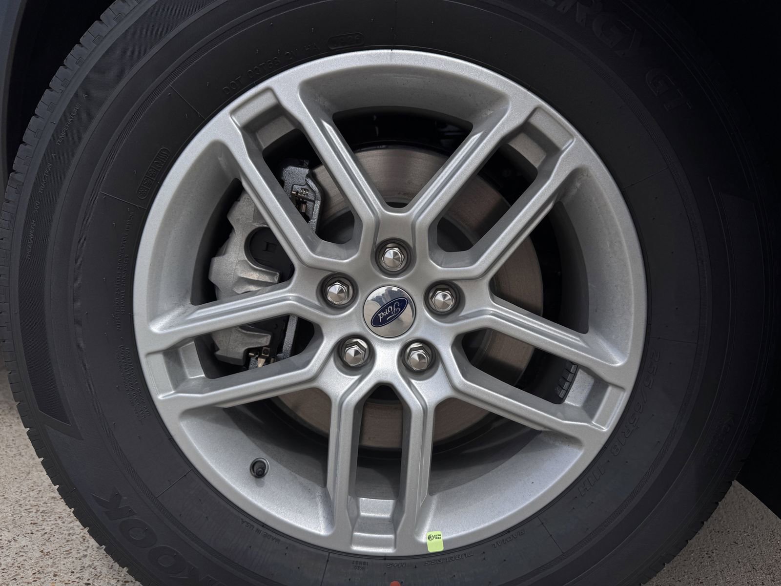 New 2026 Ford Explorer Active image 8