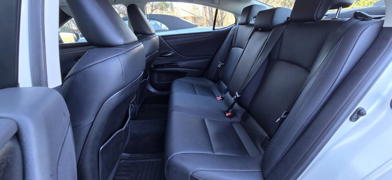 Used 2023 Lexus ES 350 w/ Premium Package image 18