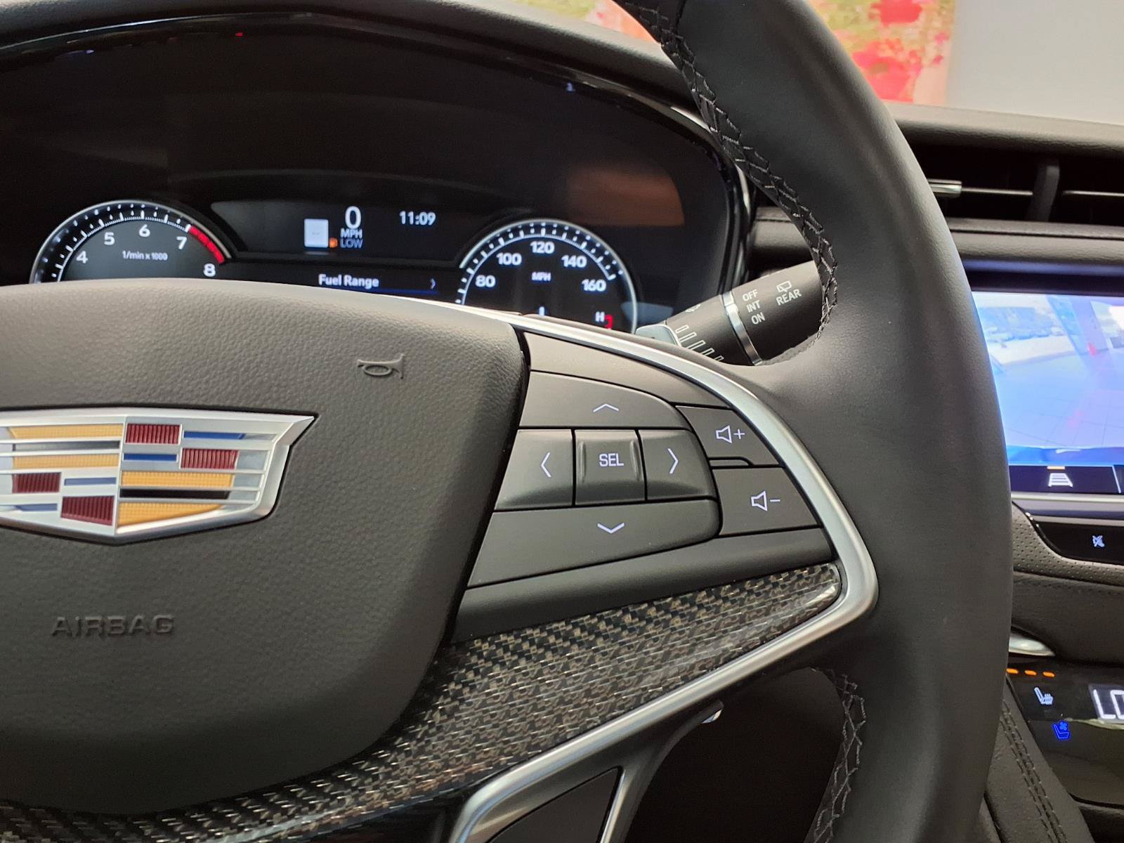 Certified 2025 Cadillac XT5 Sportv AWD/4WD image 29