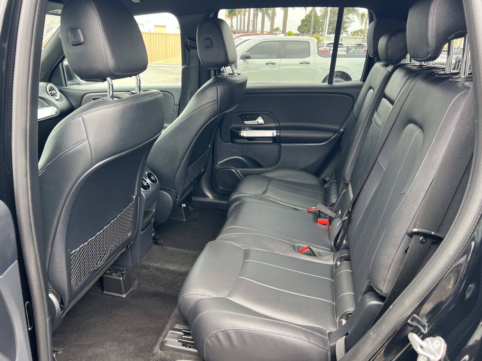 Used 2023 Mercedes-Benz GLB 250 image 22