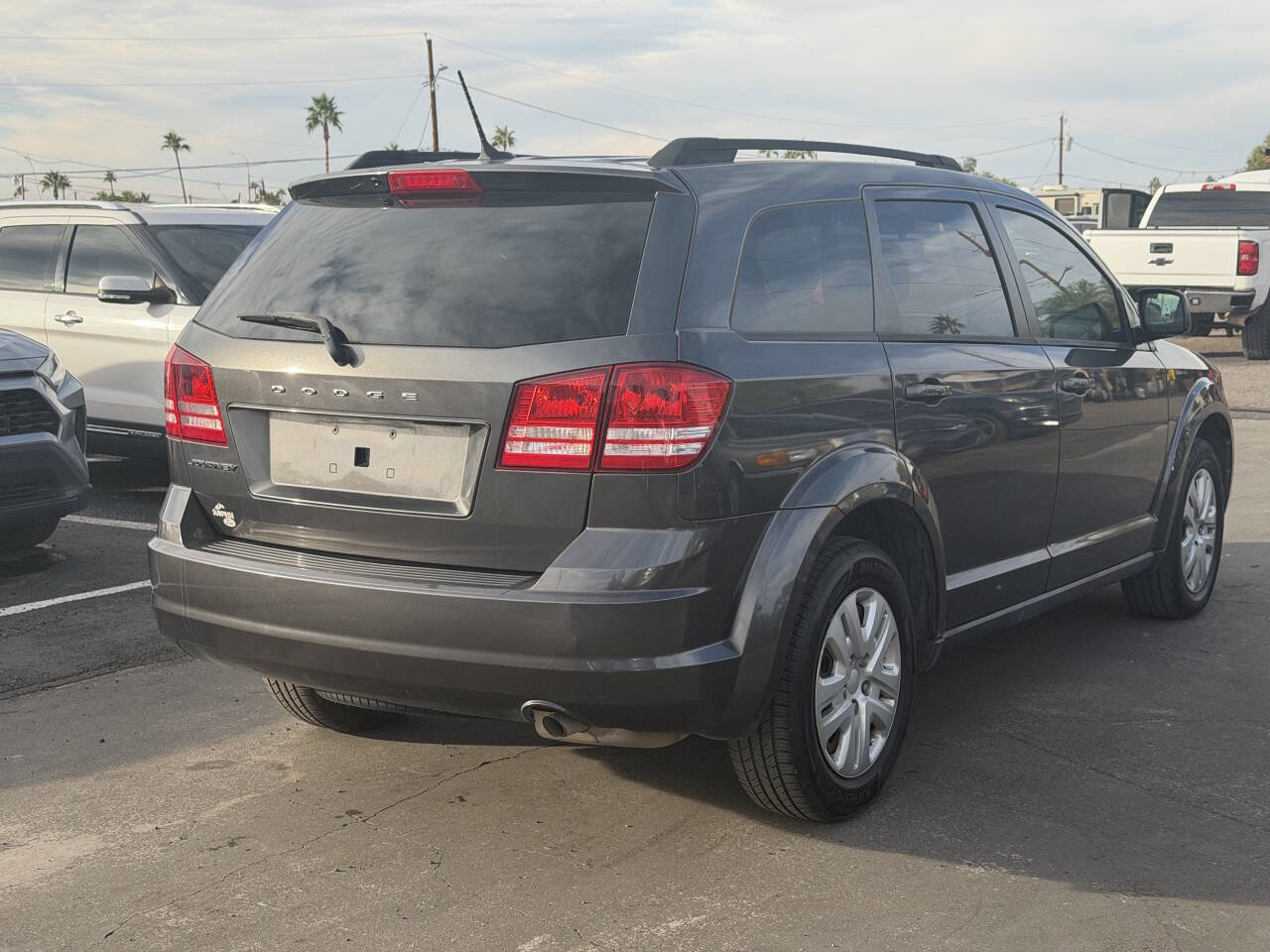 Used 2018 Dodge Journey SE image 12