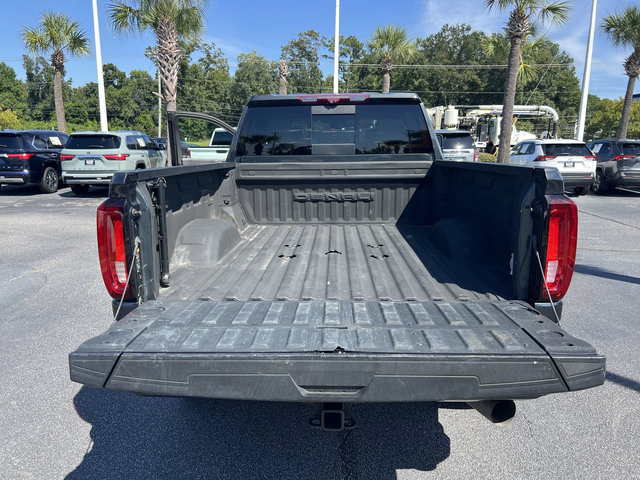 Used 2023 GMC Sierra 2500 Denali w/ Denali Ultimate Package AWD/4WD image 34