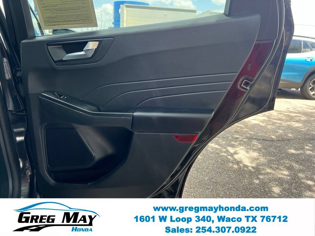 Used 2025 Ford Escape ST-Line Select AWD/4WD image 13