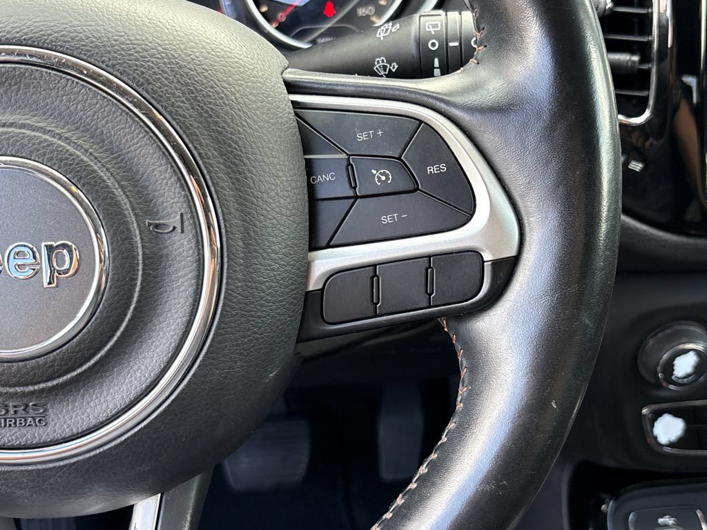 Used 2018 Jeep Compass Limited w/ Safe & Security Group FWD image 23