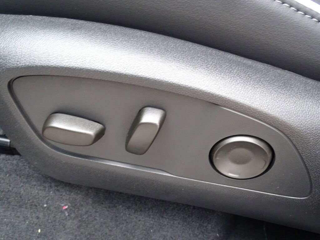 New 2025 Buick Enclave Sport Touring w/ Super Cruise Package image 28