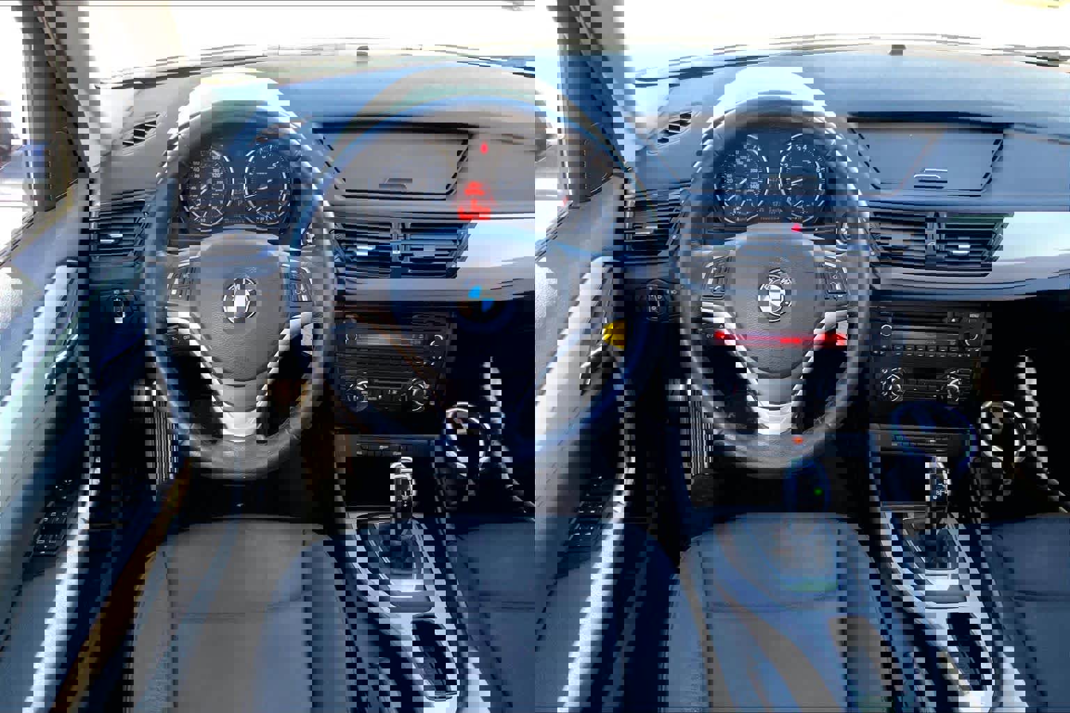 Used 2015 BMW X1 sDrive28i image 6