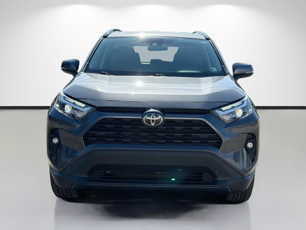 Used 2023 Toyota RAV4 XLE Premium FWD image 8
