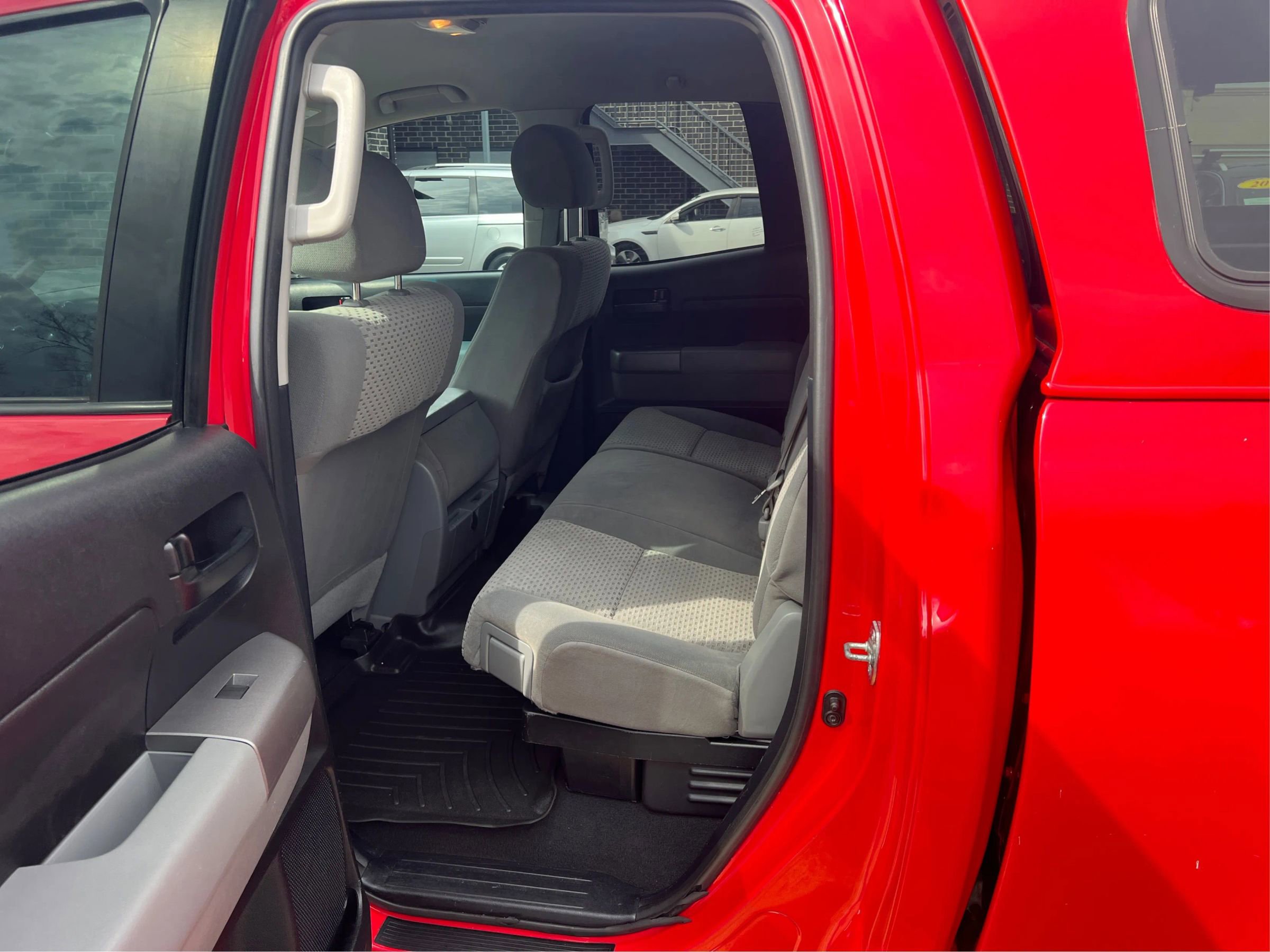 Used 2012 Toyota Tundra 4x4 Double Cab w/ Tow Pkg image 11