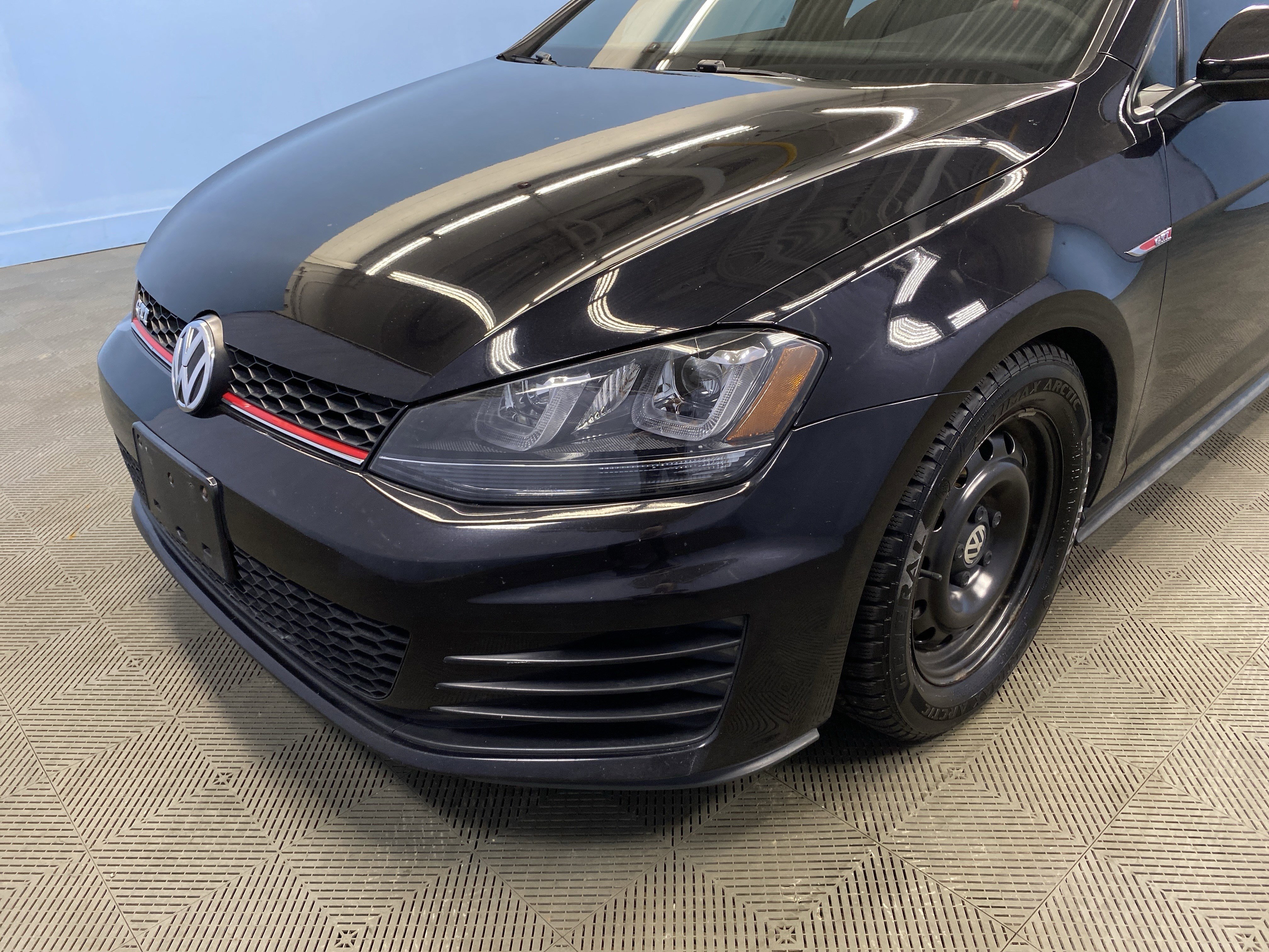 Used 2015 Volkswagen GTI S image 46