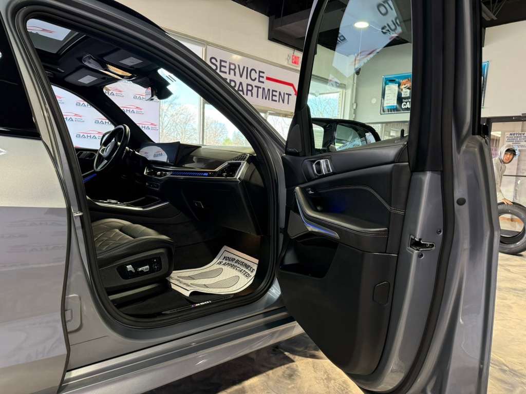 Used 2026 BMW X5 M60i image 58